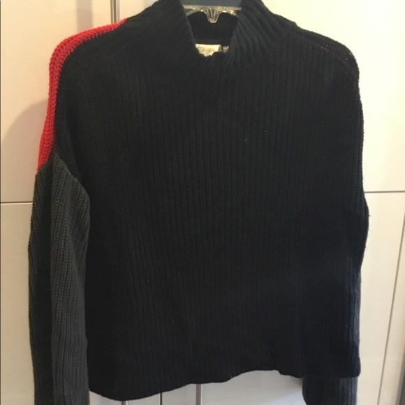 Colorblock sweater - Picture 3 of 3